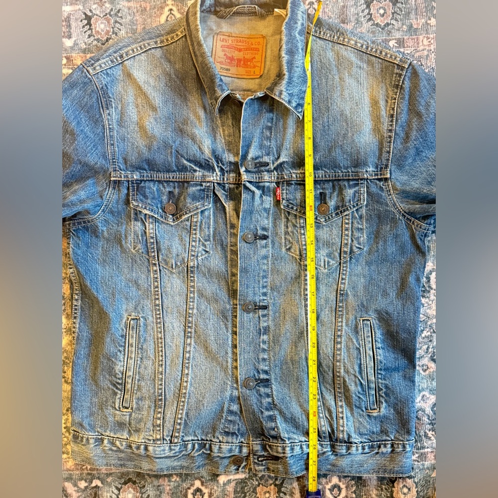 Levi's Classic Blue Denim Jacket - Picture 4 of 4